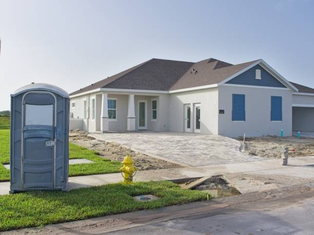 Best Portable bathroom rental  in North Gates, NY